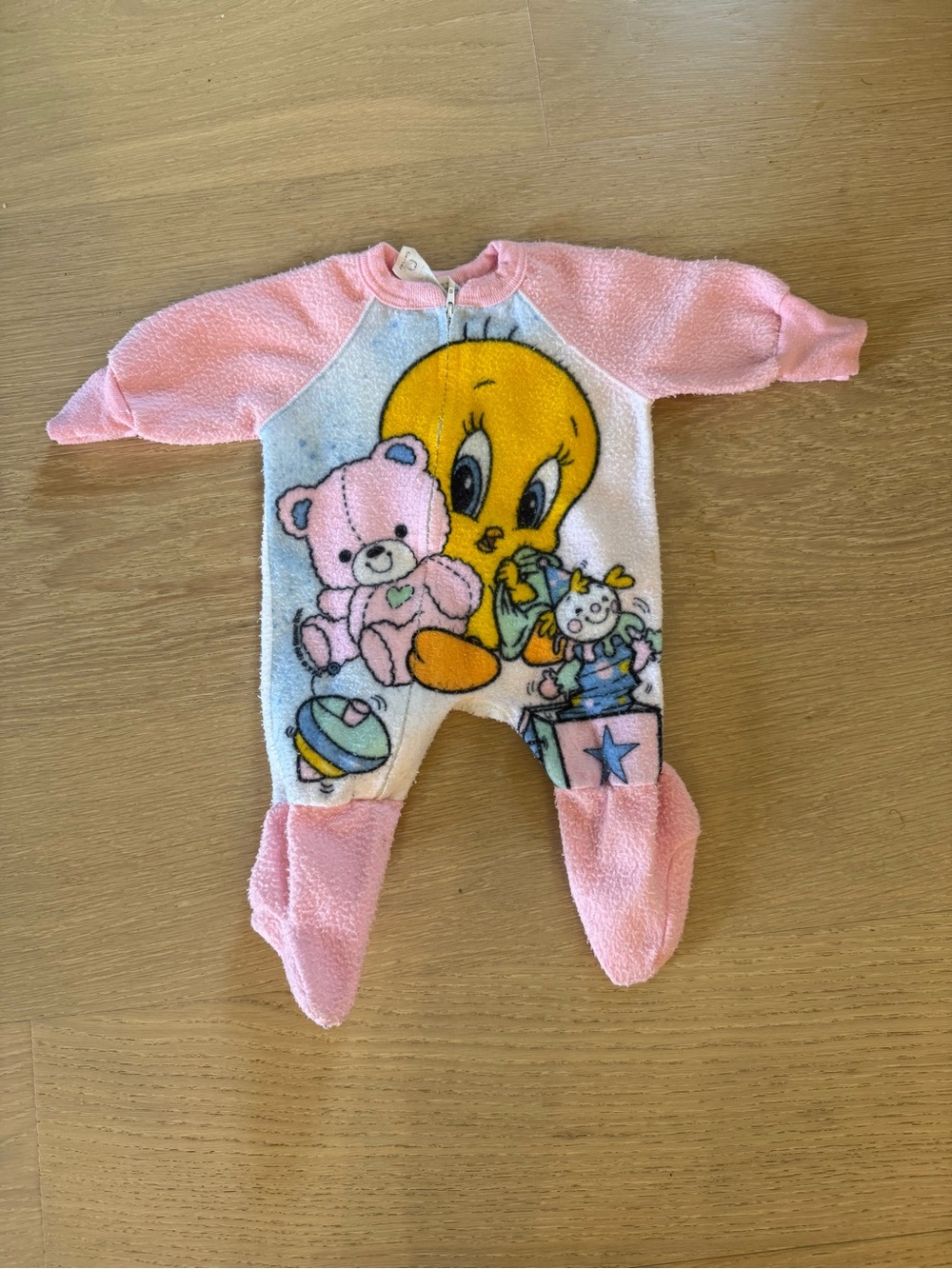 VTG Gerber Looney tunes Tweety bird   Footed Onesie 90s nostalgia RARE 0-6 mths